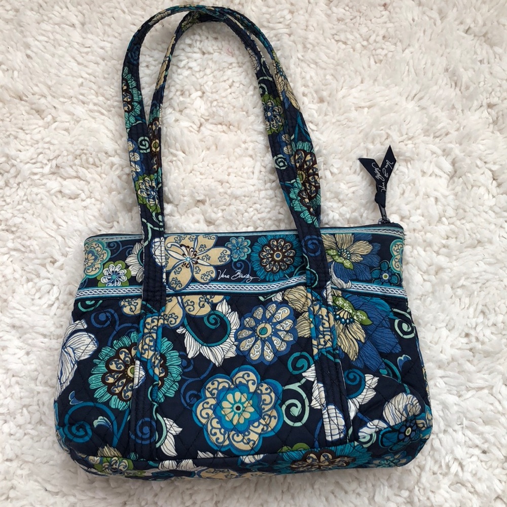 ✨Vera Bradley bag✨
